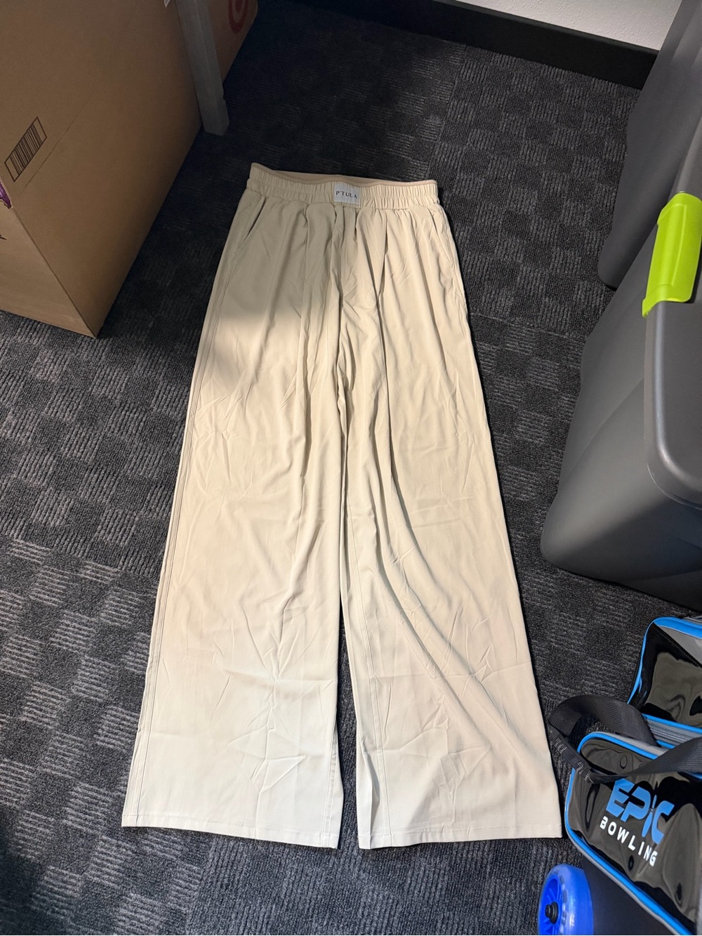 Women’s Wide-Leg Cream Pants